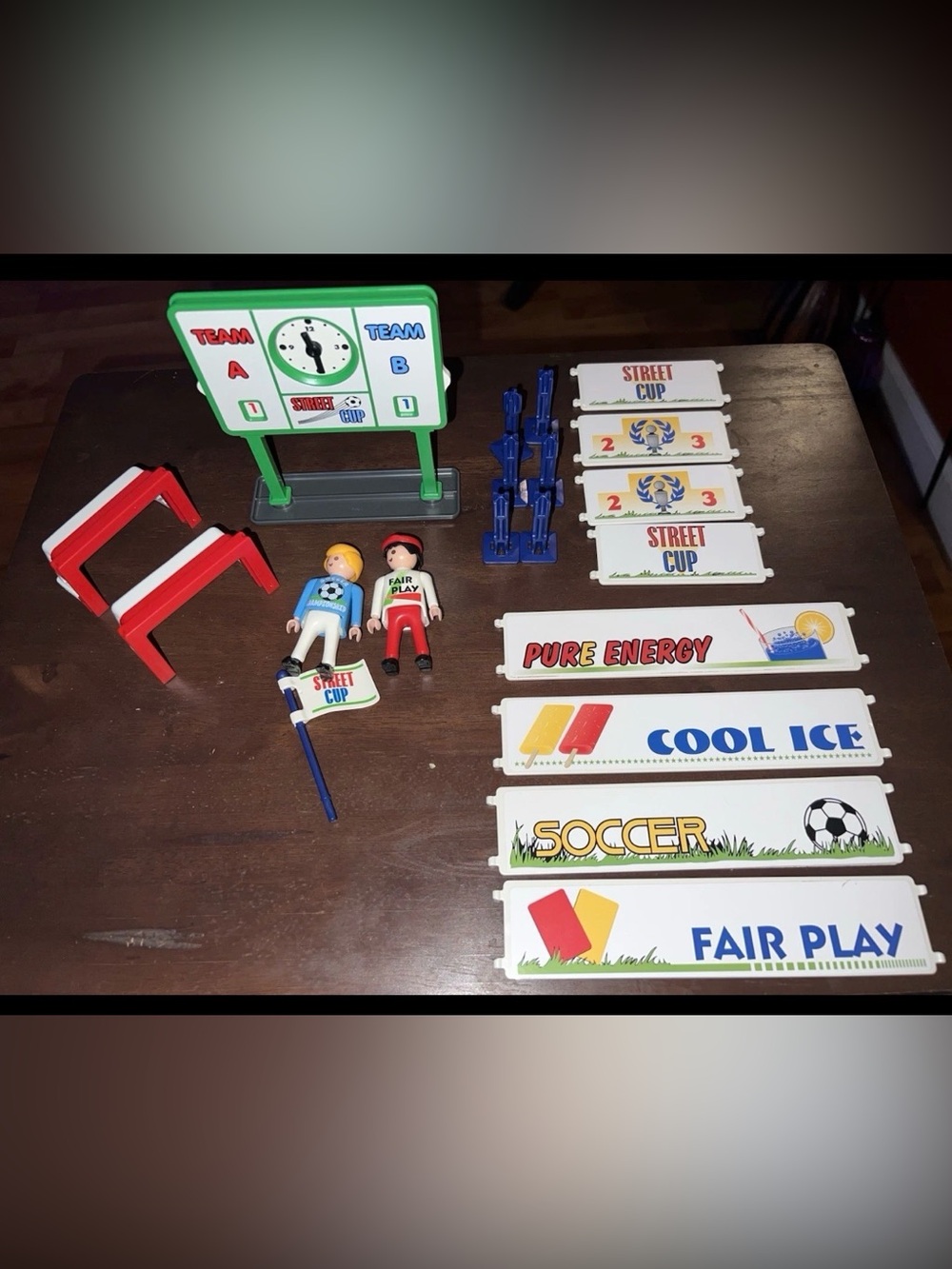 Playmobil Street Cup Soccer Learning Toys not complete. See description
